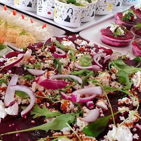 Tasarz Osrodek Wczasowy Bed & Breakfast 3*