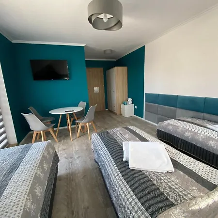 Tasarz Osrodek Wczasowy Bed & Breakfast 3*