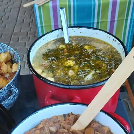 Tasarz Nocleg ze śniadaniem Rewal