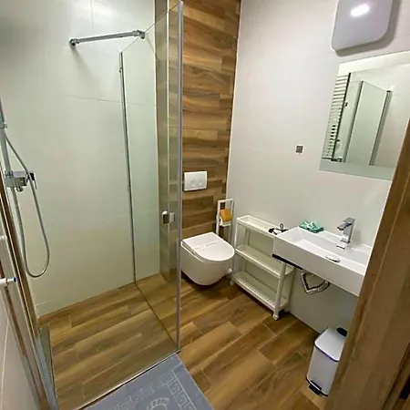 Bed & Breakfast Tasarz Osrodek Wczasowy Rewal