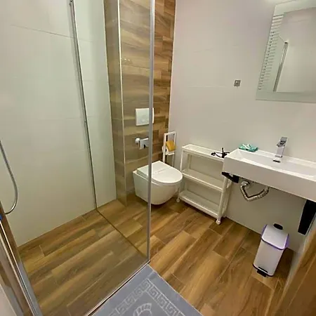 Bed & Breakfast Tasarz Osrodek Wczasowy Rewal
