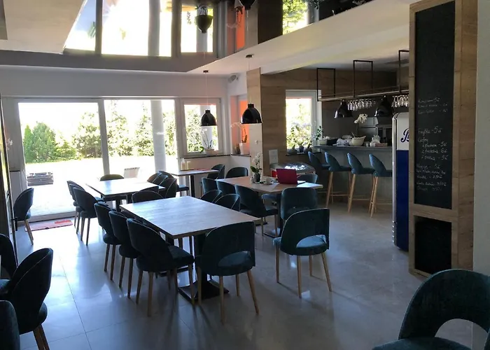 Tasarz Osrodek Wczasowy 3*