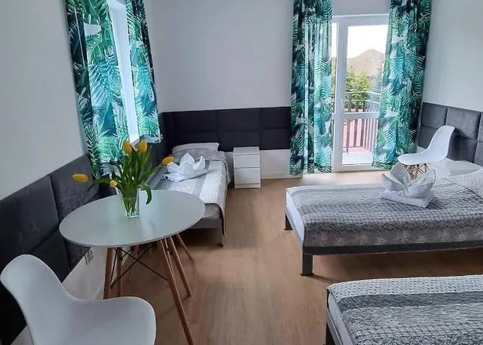 Tasarz Osrodek Wczasowy 레왈