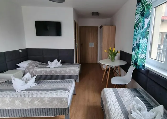 Tasarz Osrodek Wczasowy B&B 3*