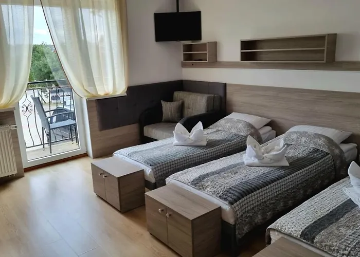 Tasarz Osrodek Wczasowy B&B 3*